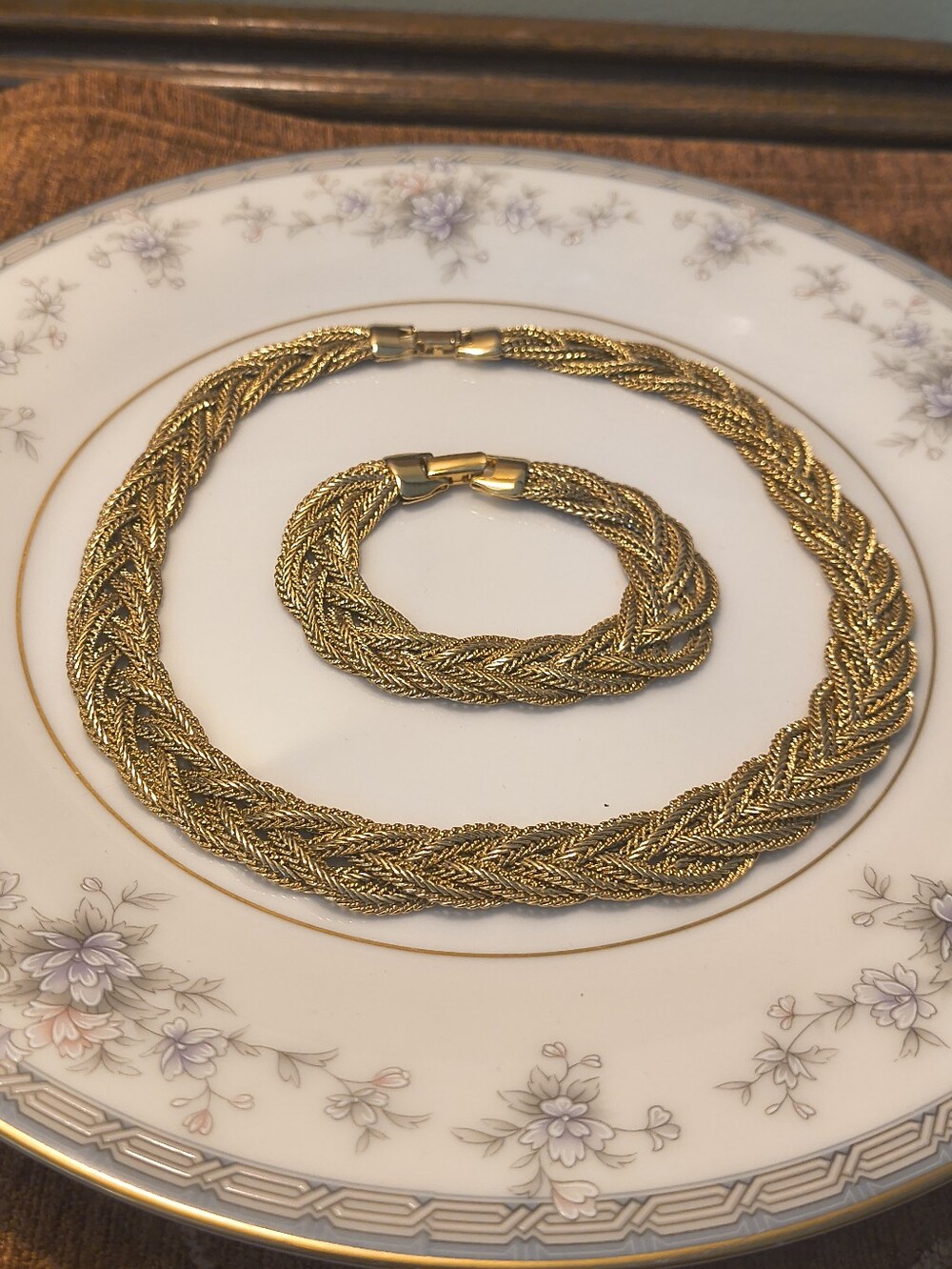 Vtg Unsigned Gold Tone Braided Chain Collar Runway Necklace & Bracelet Set